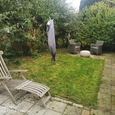 Cottage Egmond-Binnen Met Besloten Tuin Eksteriør billede